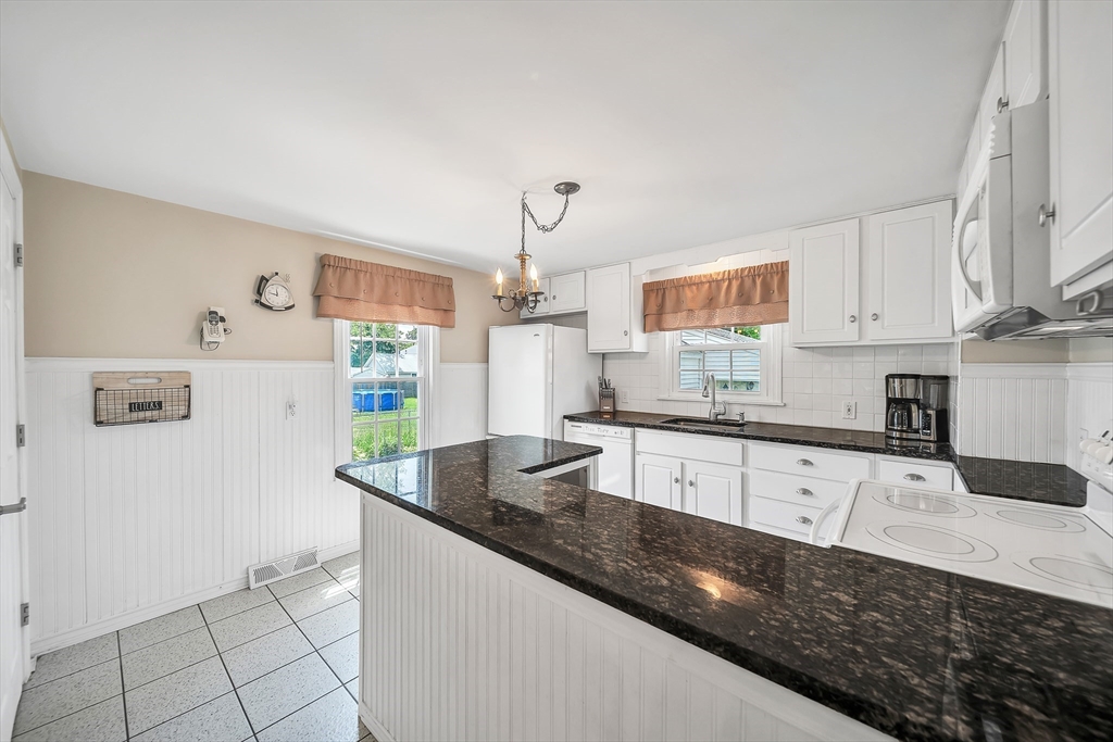 51 Barrington Rd
