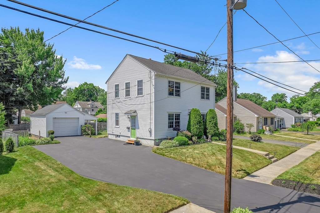 51 Barrington Rd