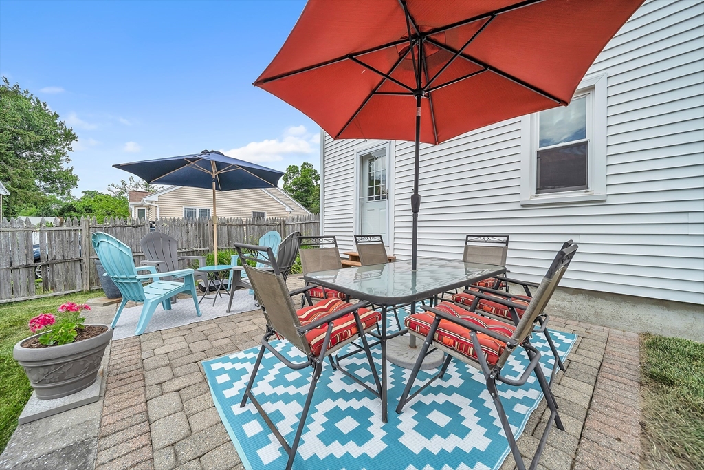51 Barrington Rd