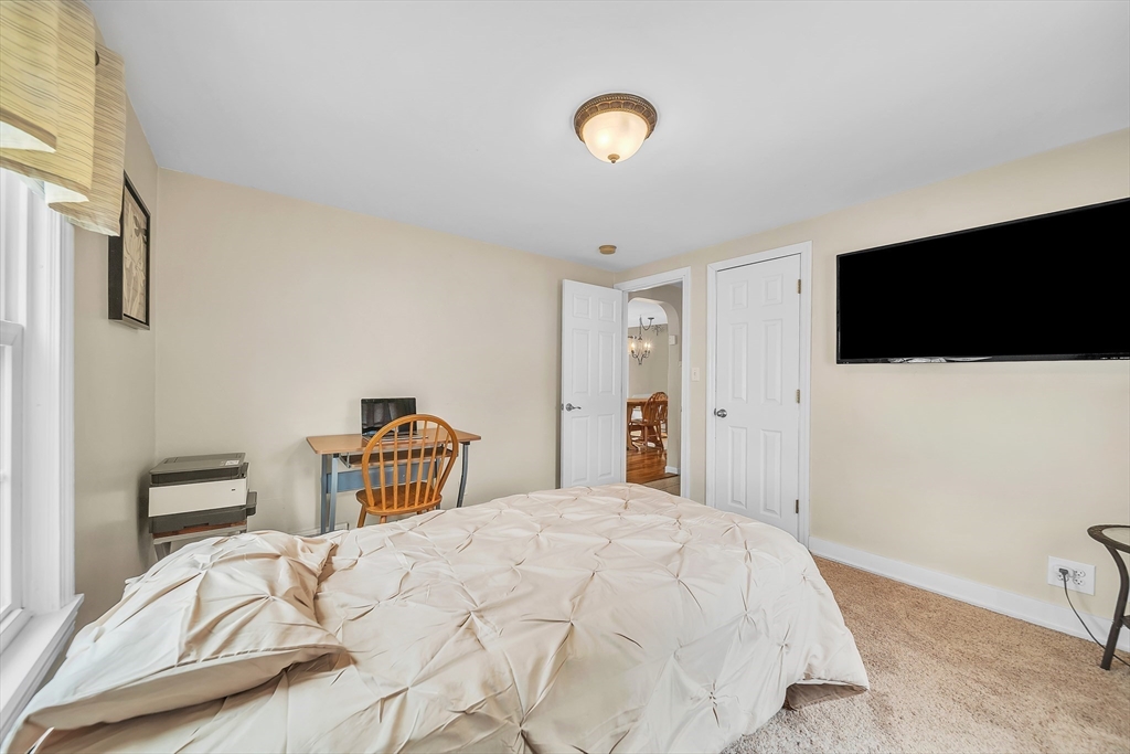 51 Barrington Rd