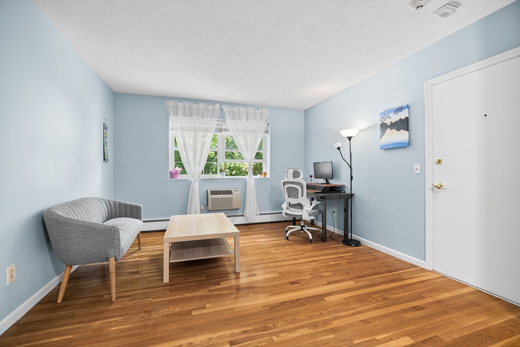 217 Neponset Ave # 33