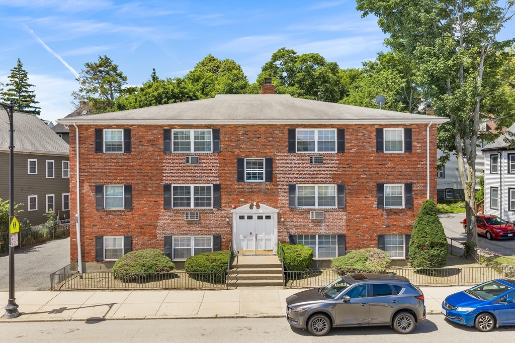 217 Neponset Ave # 33