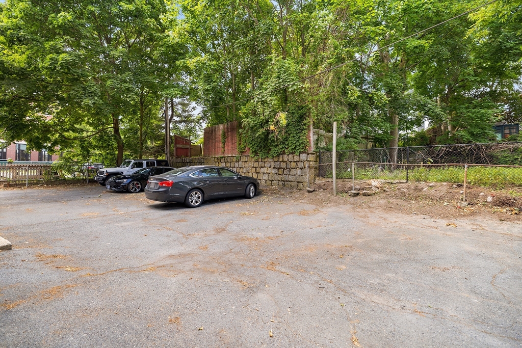 217 Neponset Ave # 33