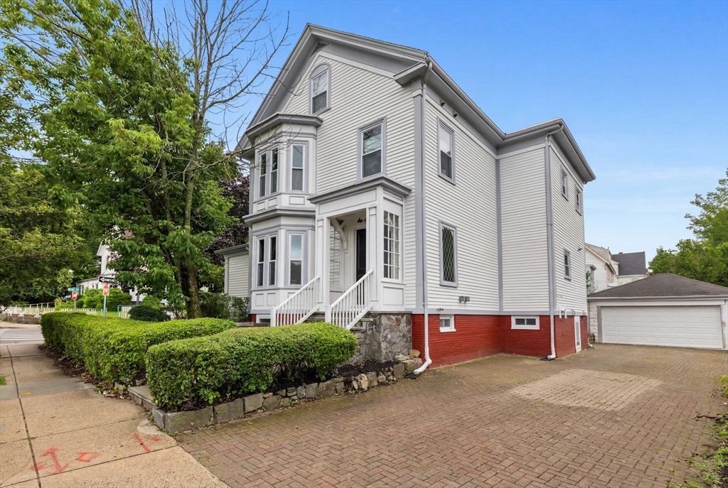 179 Main St # 1