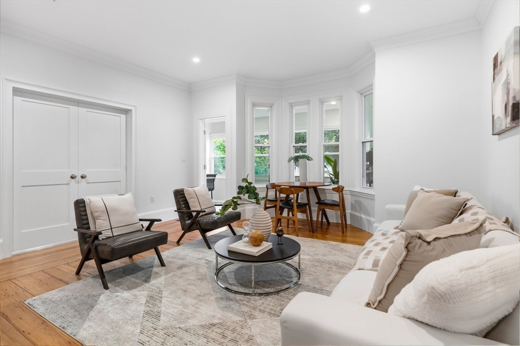 179 Main St # 1