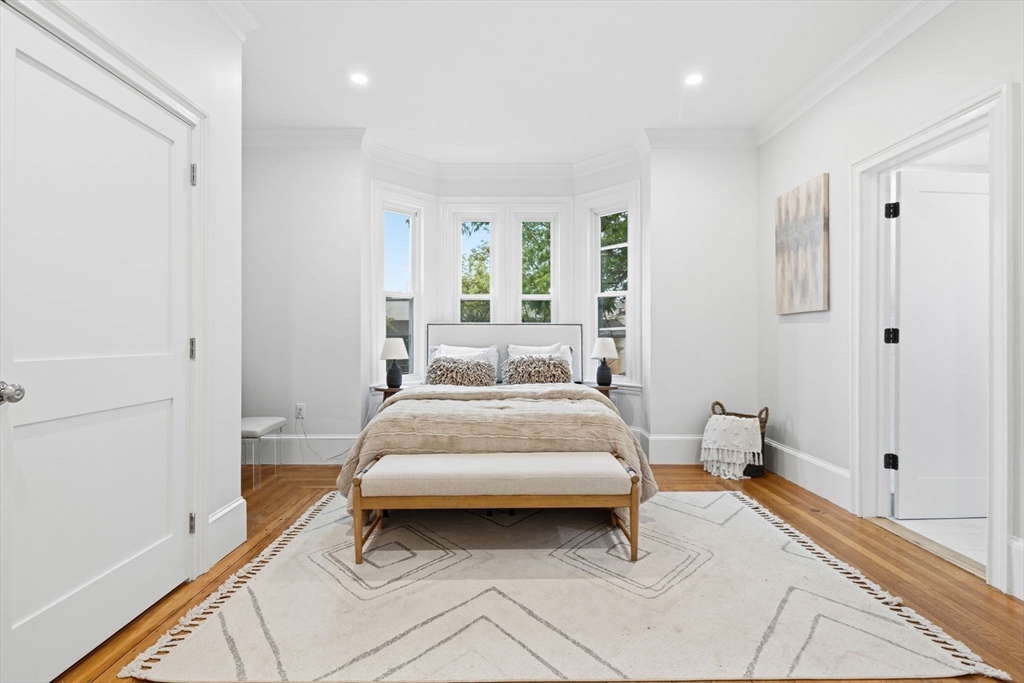 179 Main St # 1