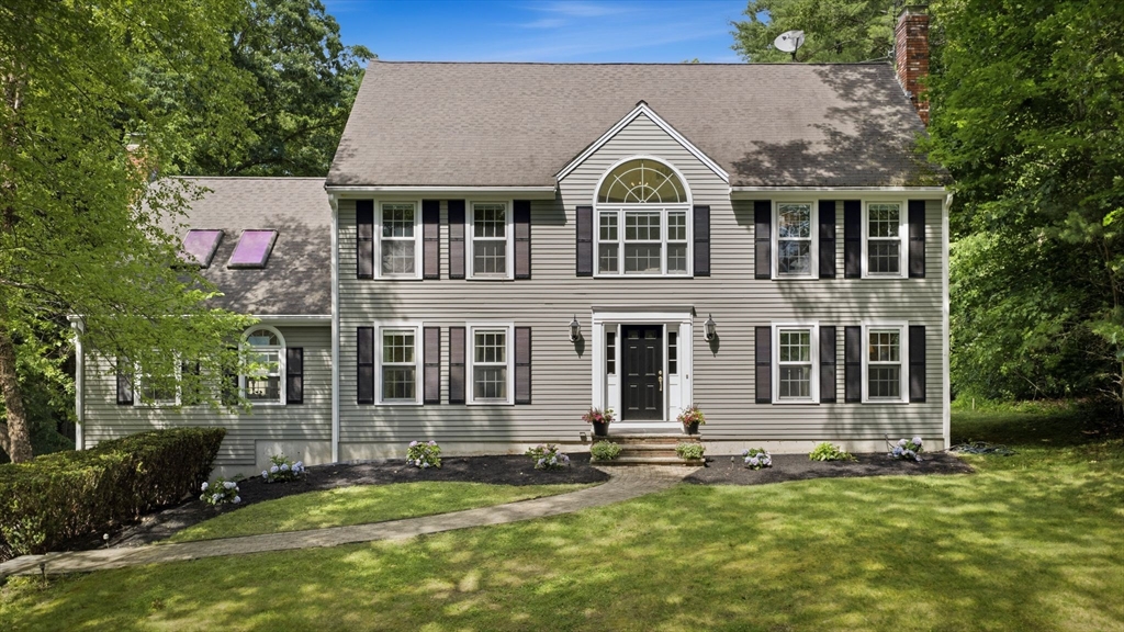 4 Juniper Ln