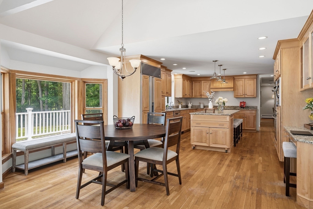 4 Juniper Ln