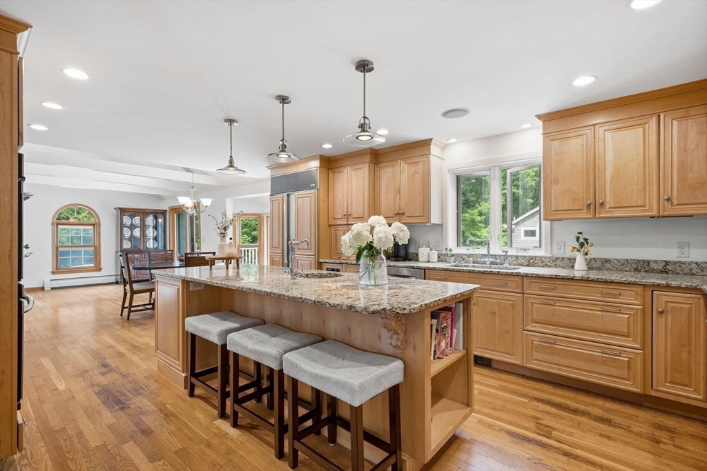 4 Juniper Ln