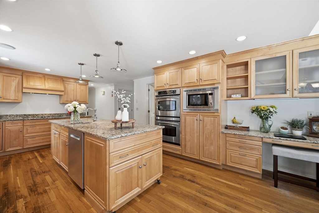 4 Juniper Ln