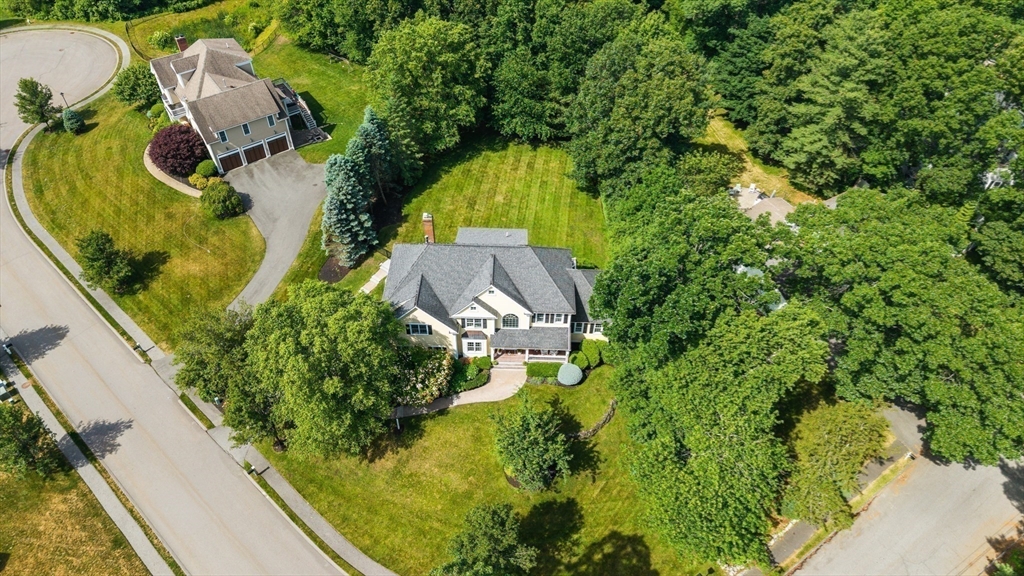 11 Tappan Way