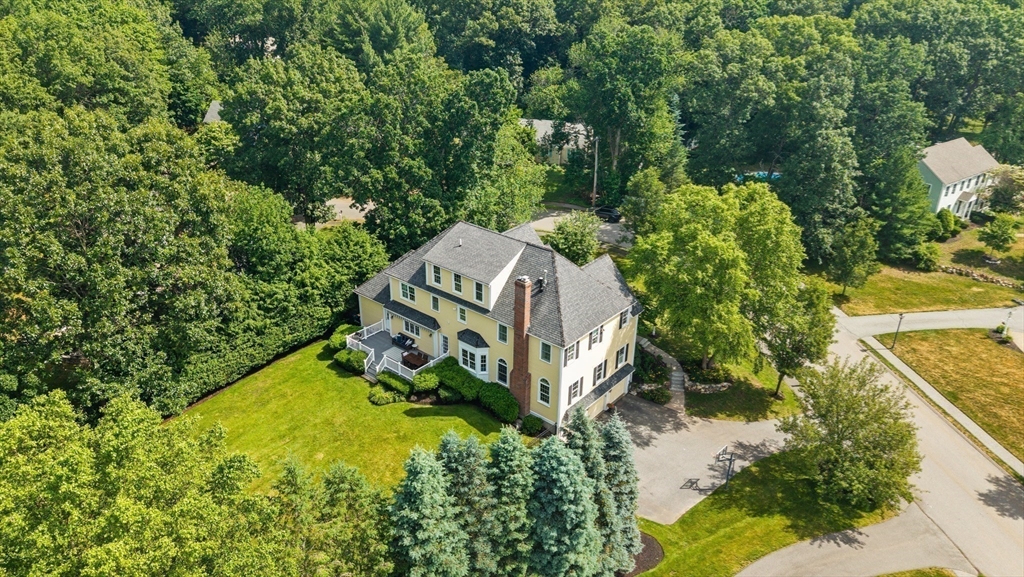 11 Tappan Way