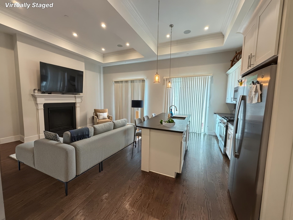 719 East 5t # 2