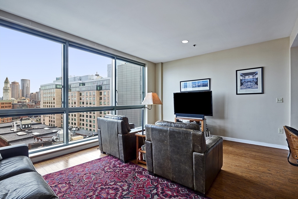 234 Causeway St # 918