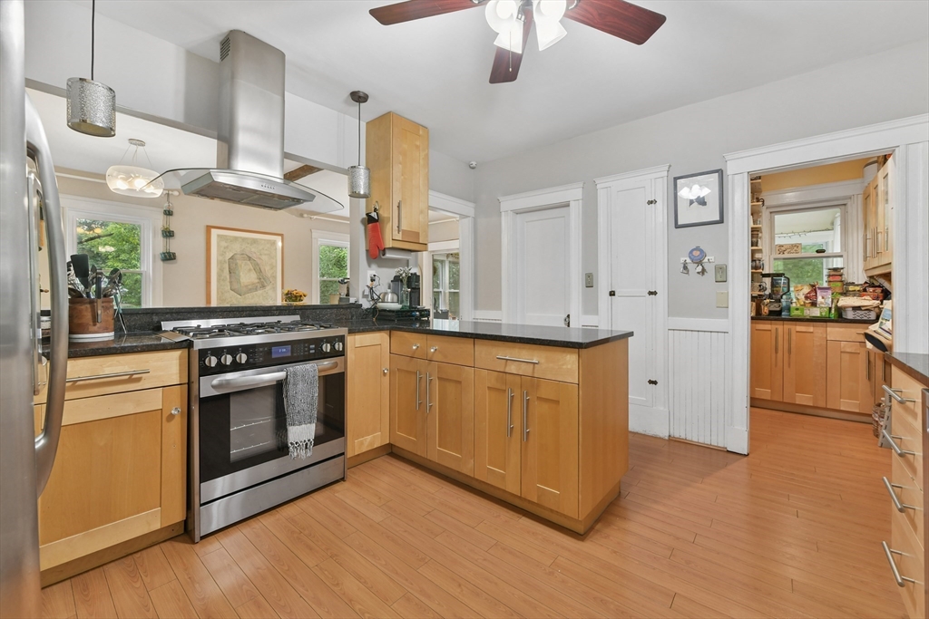 55 Mccormack Ave