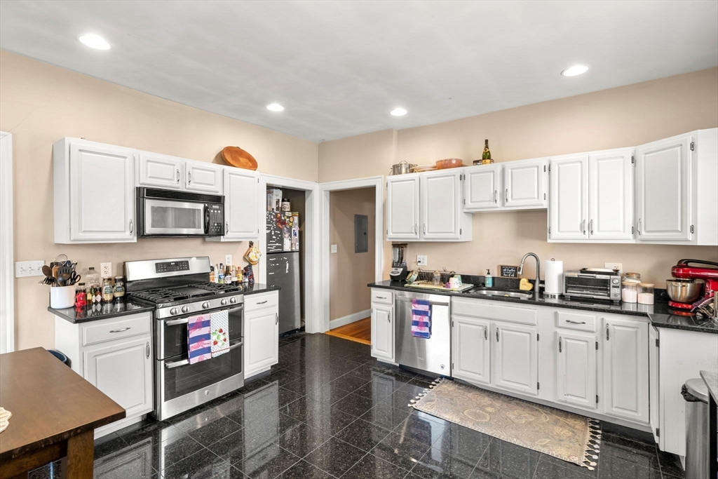1021 Dorchester Ave # 3