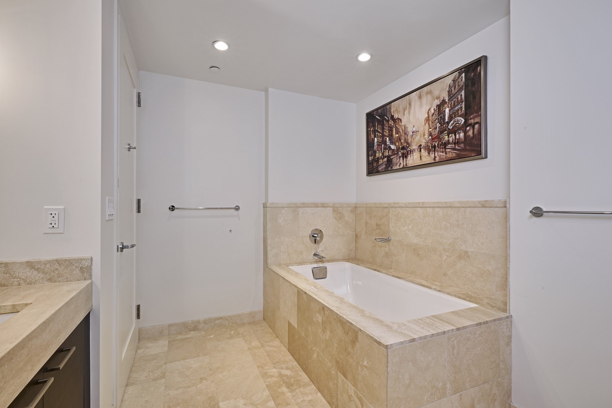 1 Franklin St # 2603