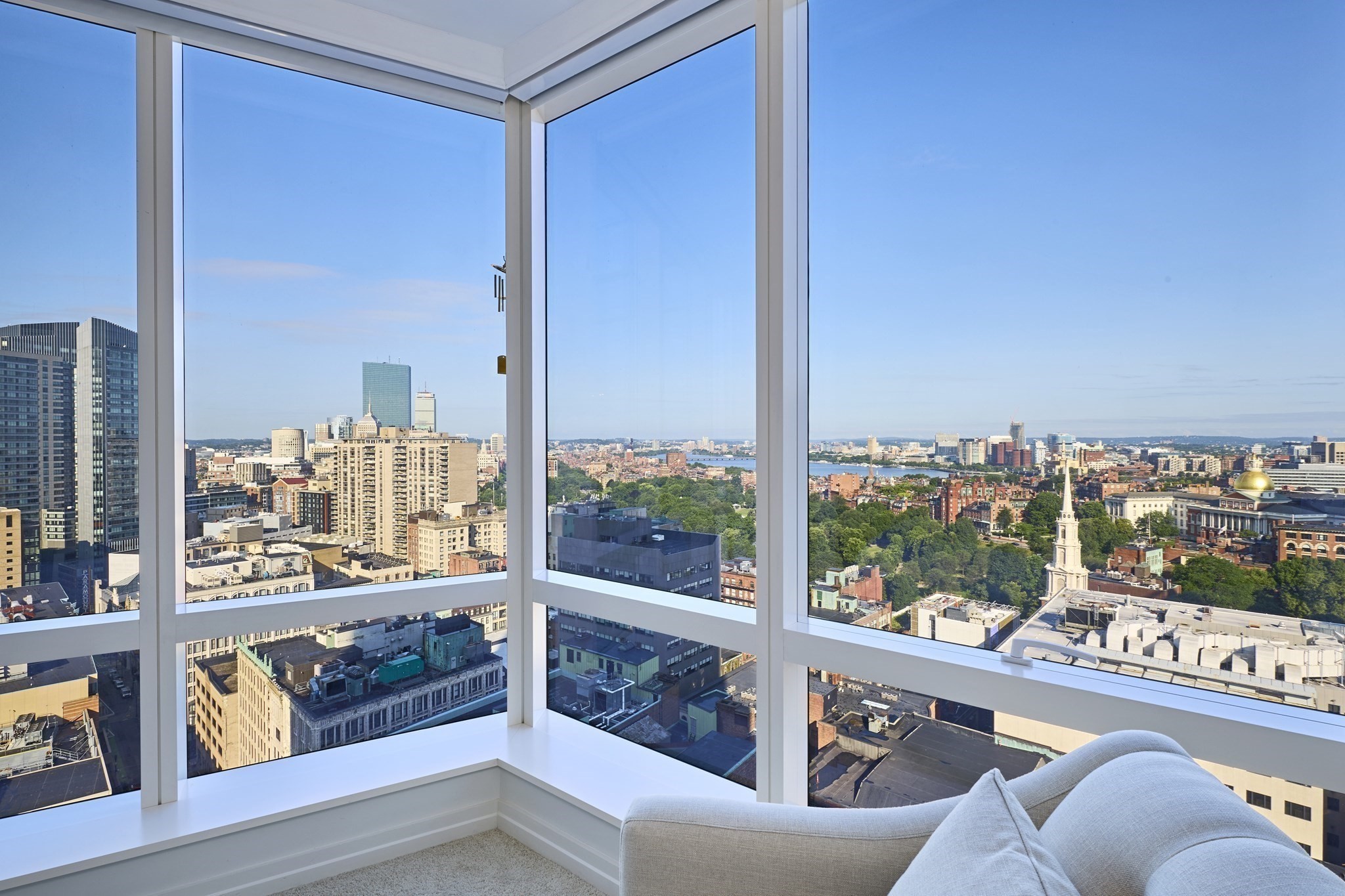 1 Franklin St # 2603