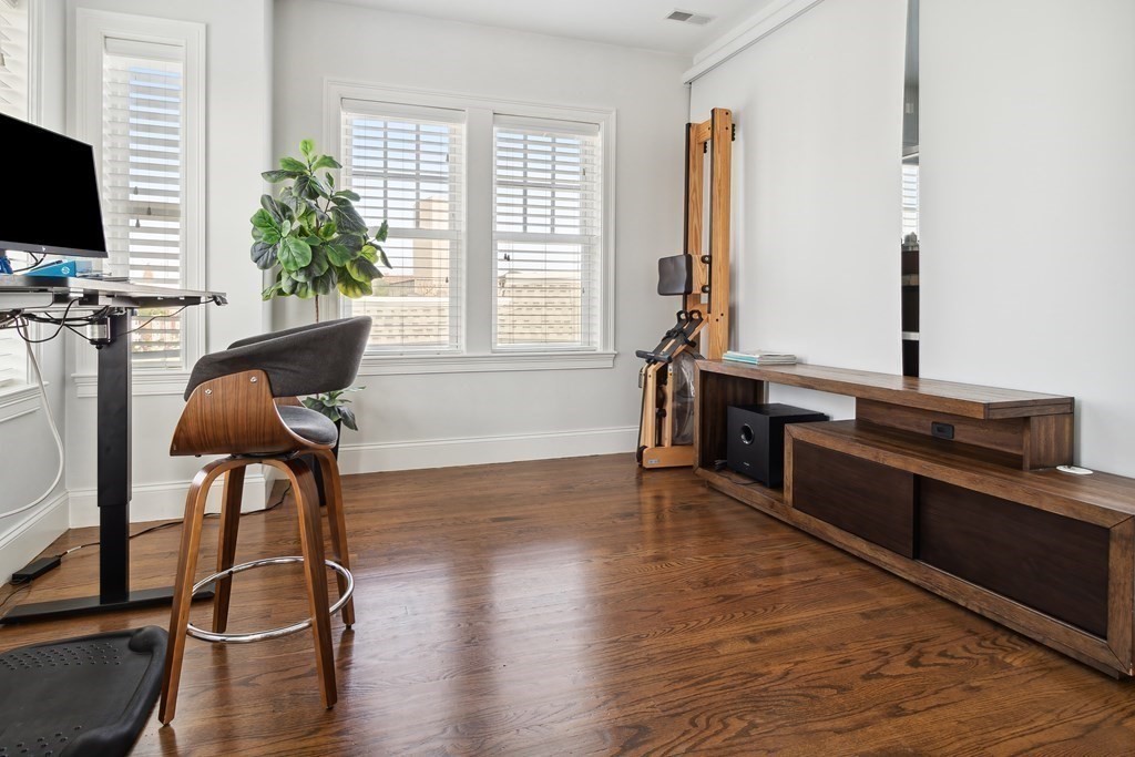 330 Dorchester Street # 4