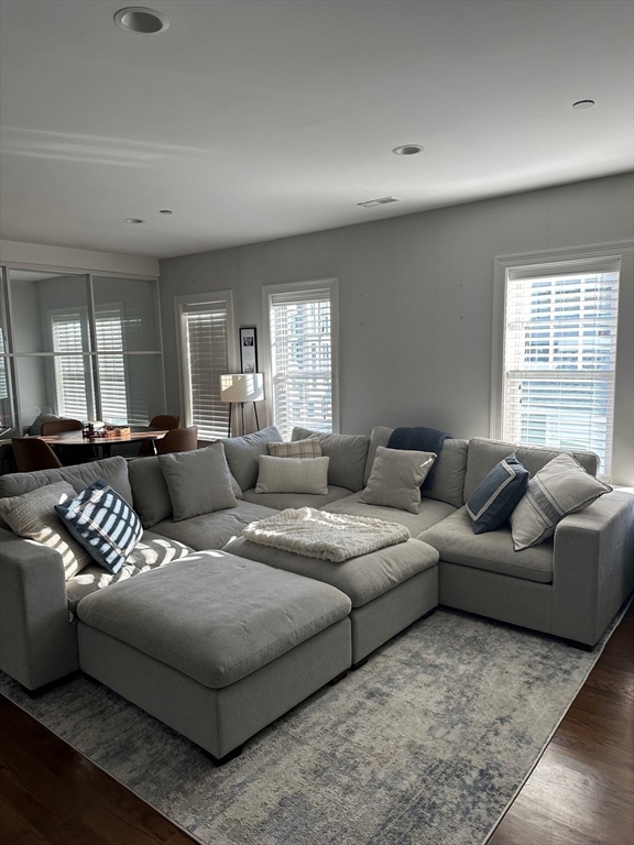 330 Dorchester Street # 4