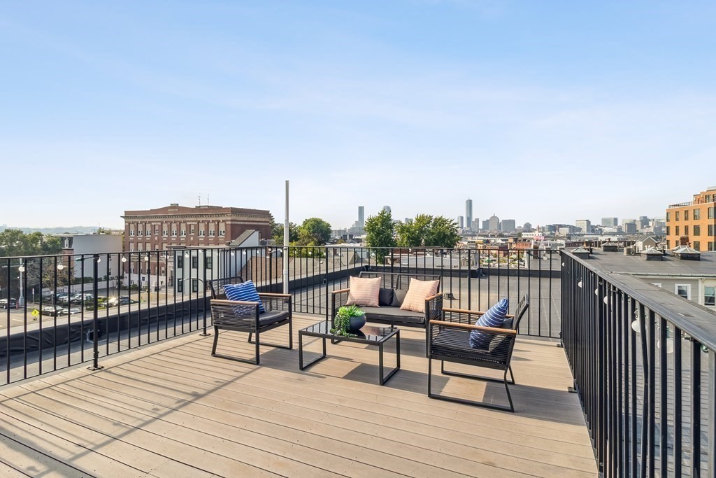 330 Dorchester Street # 4