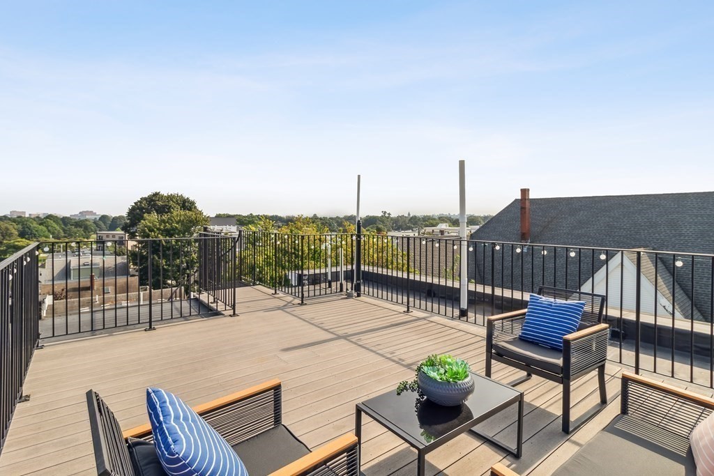 330 Dorchester Street # 4