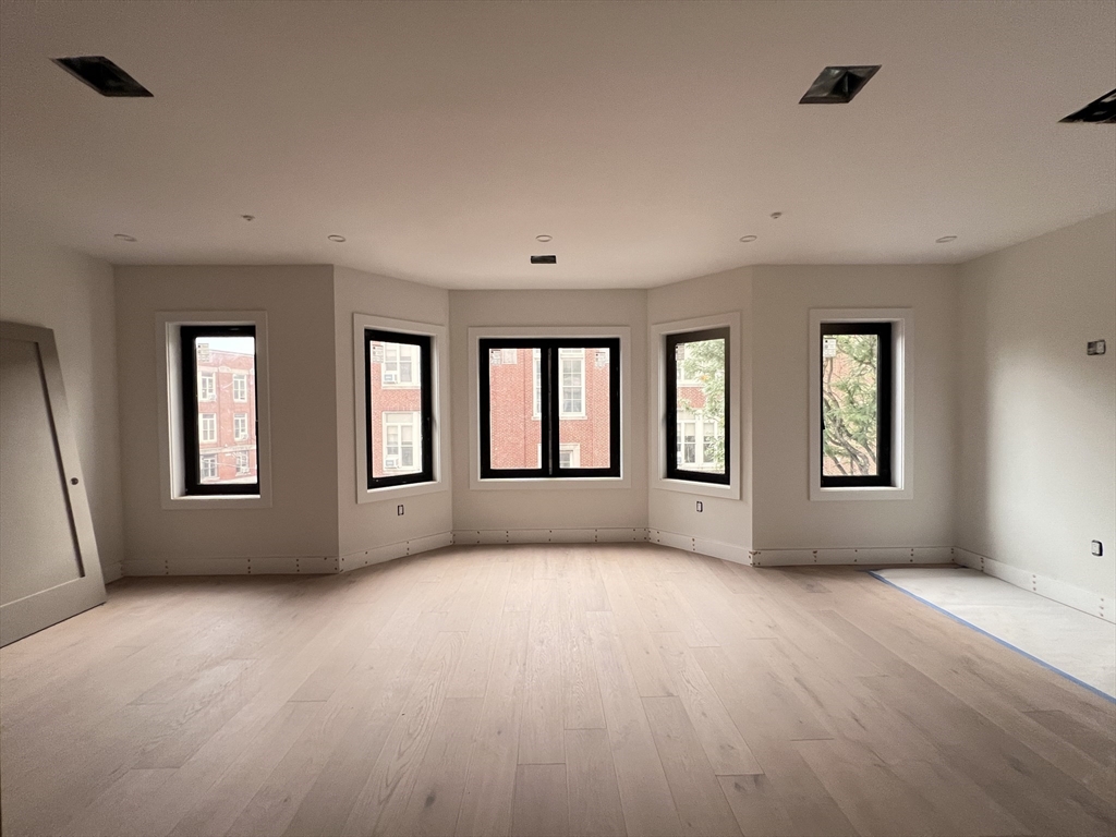 207 West Seventh # 301