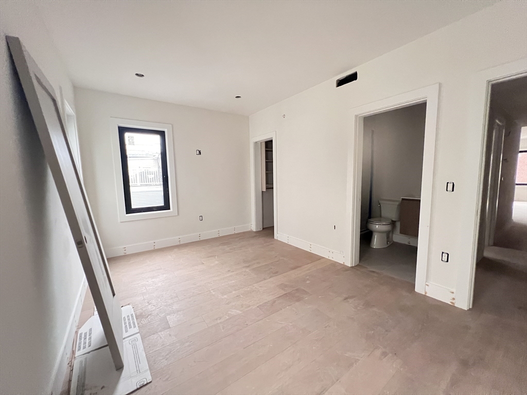 207 West Seventh # 301