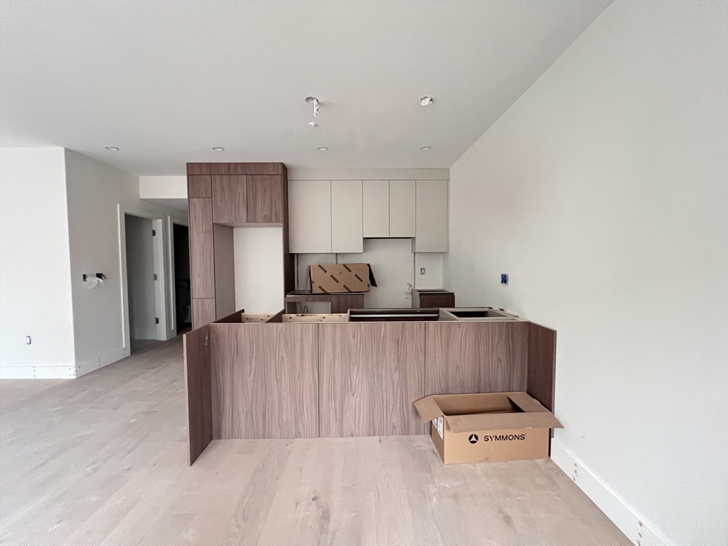 207 West Seventh # 301