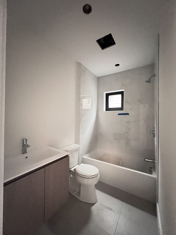 207 West Seventh # 301
