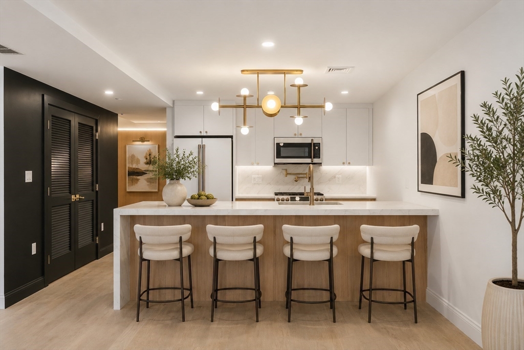 51 N Margin St # U1