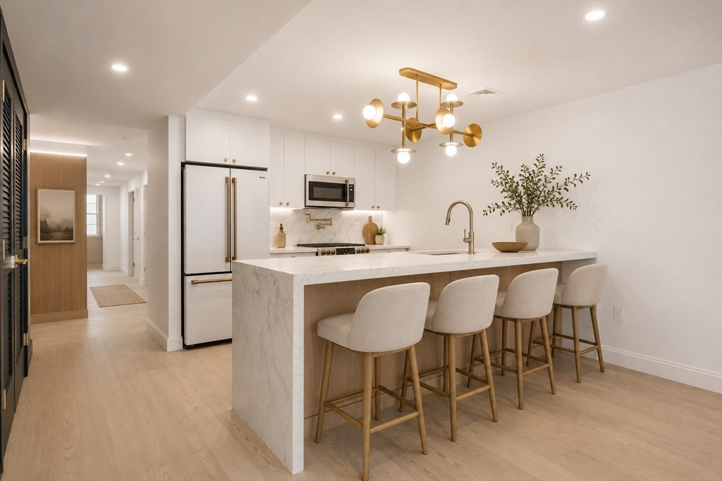 51 N Margin St # U1