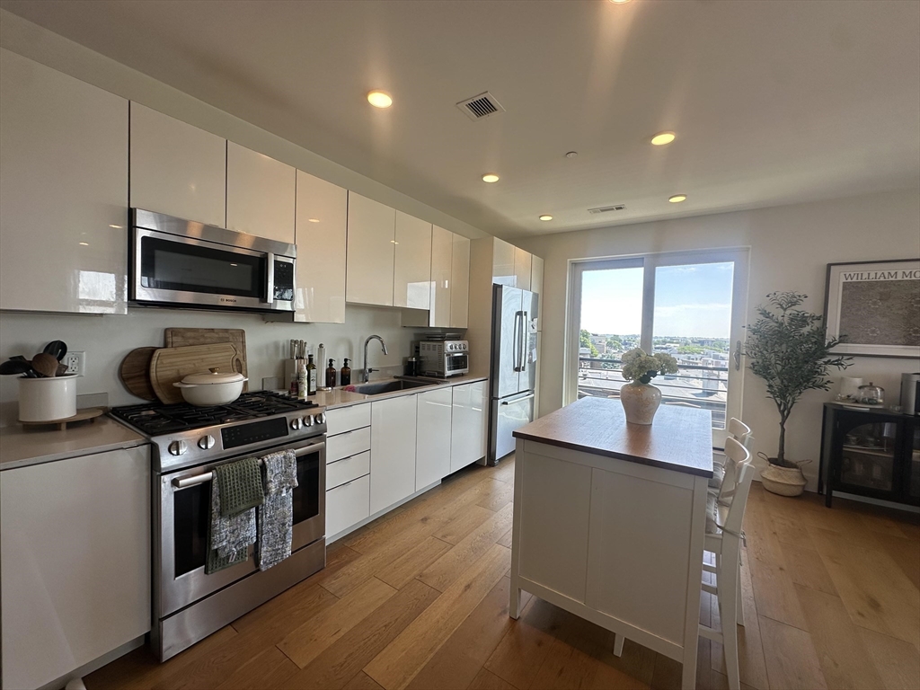250 Meridian Street # 611