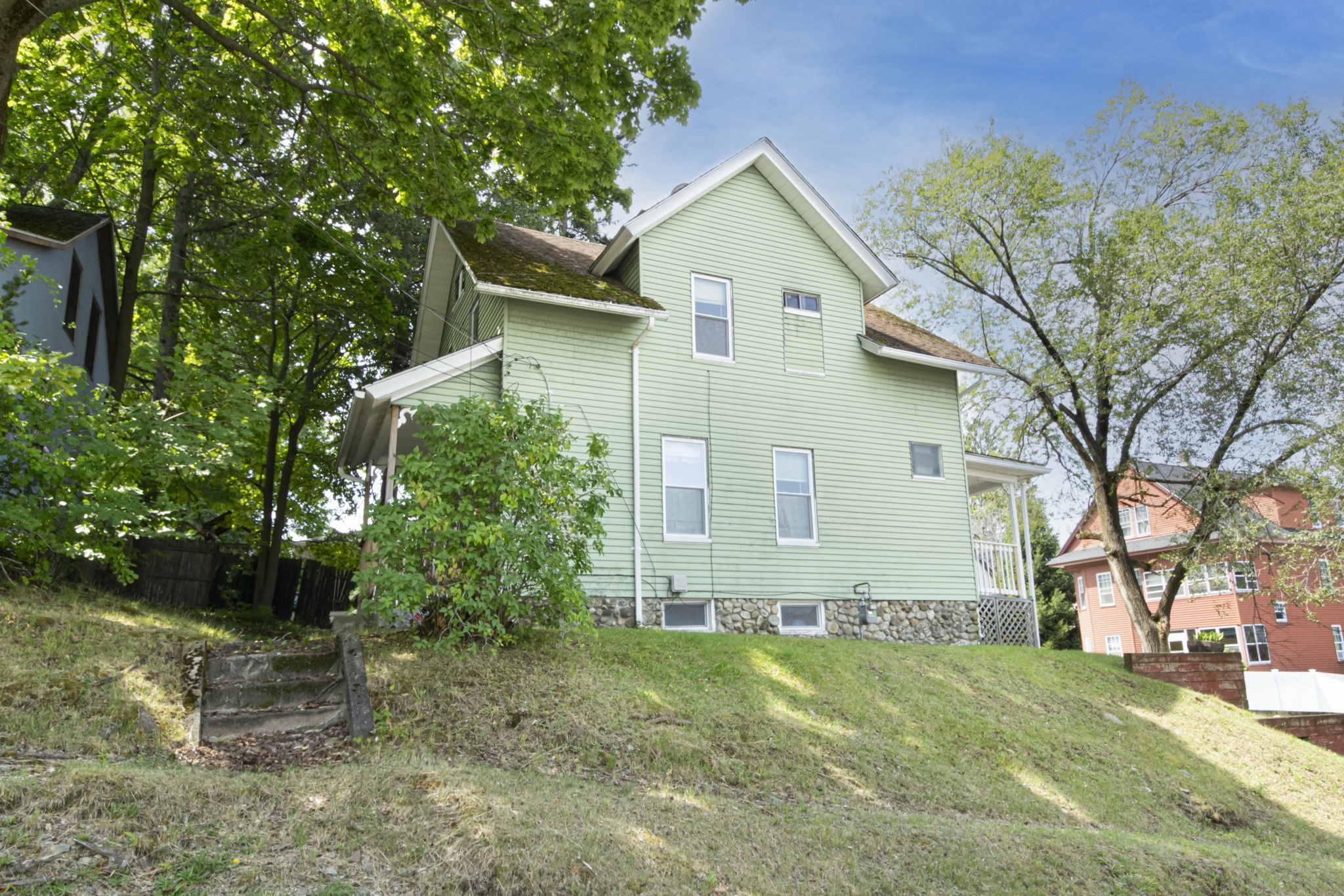 7 Clarence St