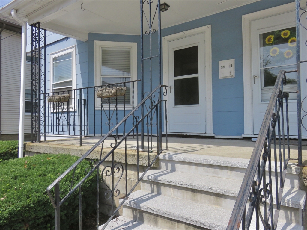 37-39 Parmenter Rd. # 39