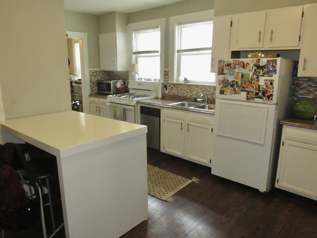 37-39 Parmenter Rd. # 39