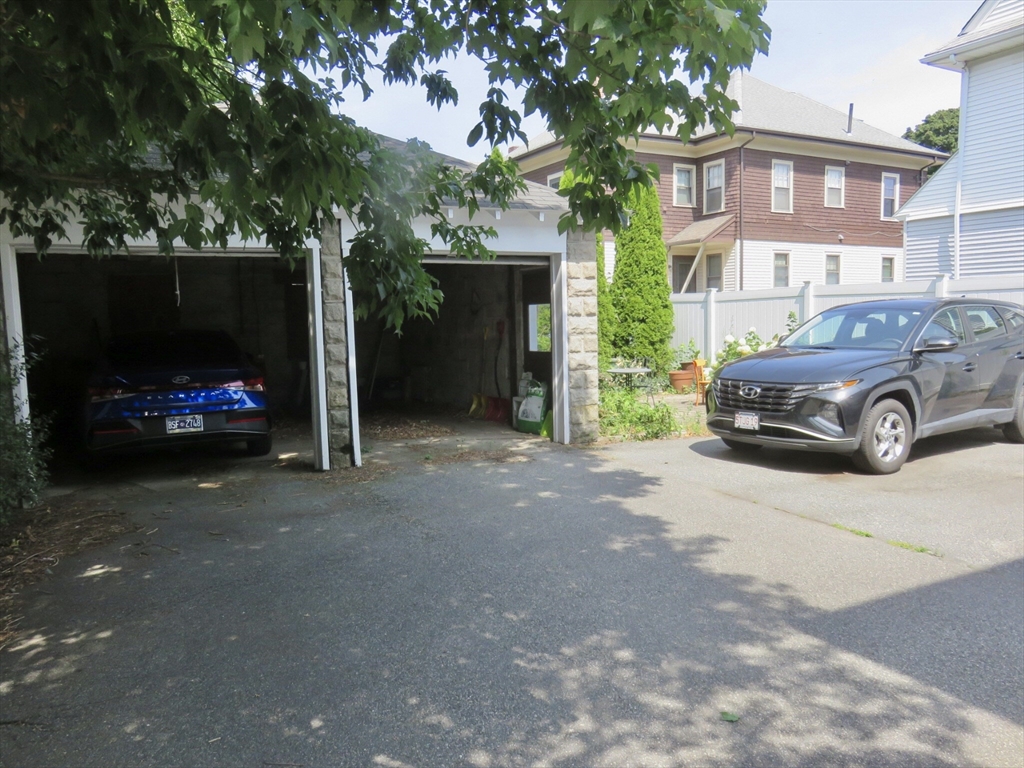 37-39 Parmenter Rd. # 39