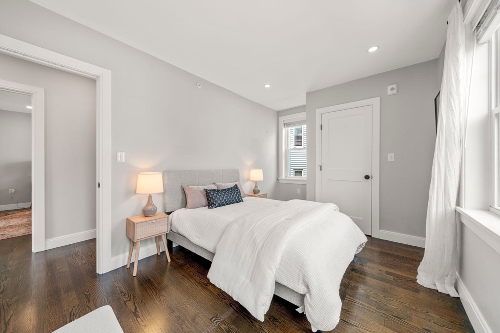 38 Armandine Street # 1