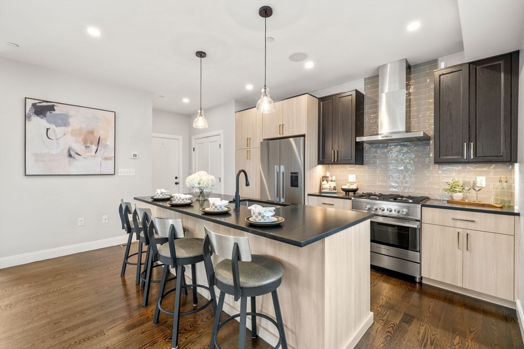 38 Armandine Street # 1
