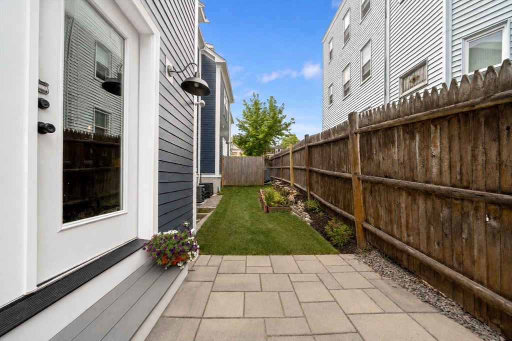 38 Armandine Street # 1