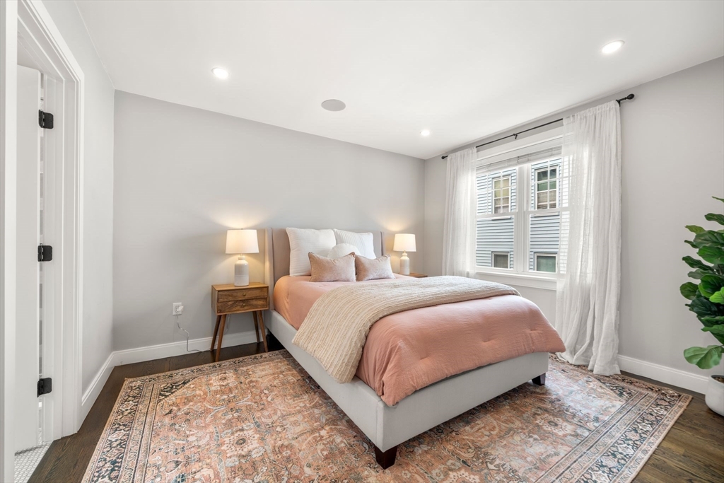 38 Armandine Street # 1
