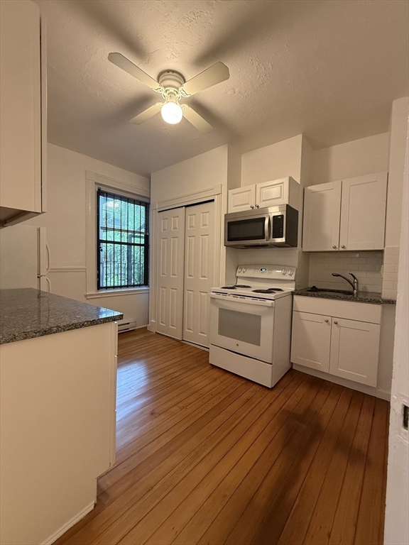 552 Tremont St # 2R