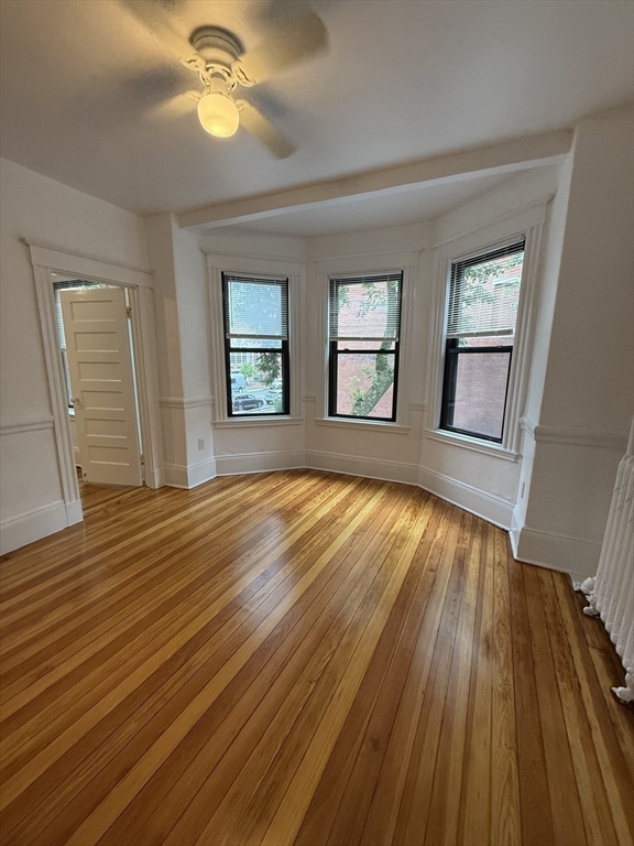 552 Tremont St # 2R