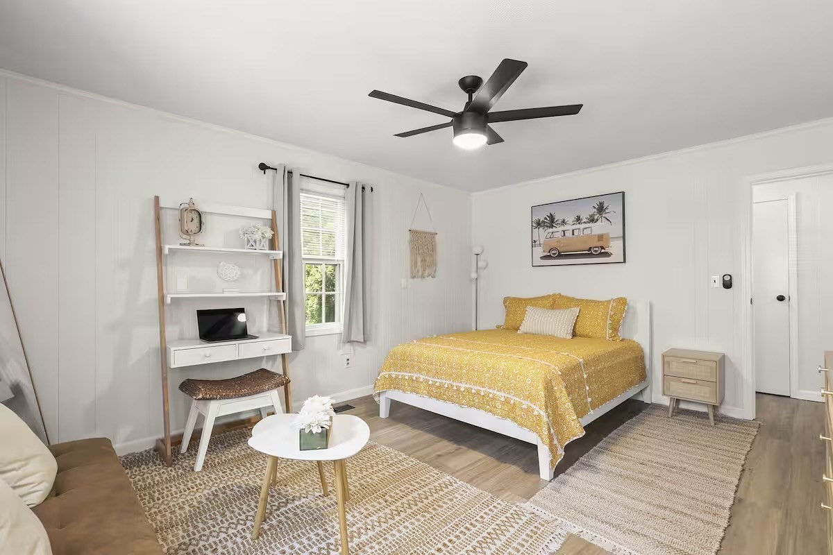 230 Gosnold Unit: 14ABC