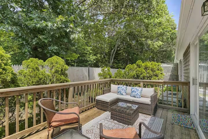 230 Gosnold Unit: 14ABC