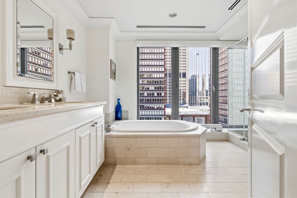776 Boylston Street Unit: E10G