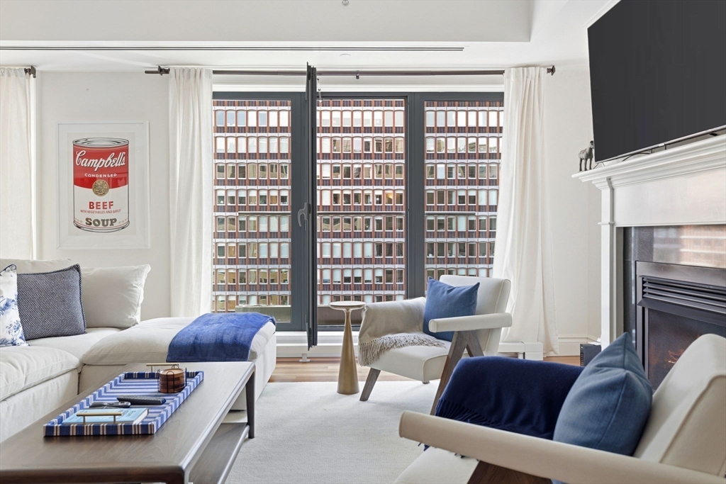 776 Boylston Street Unit: E10G