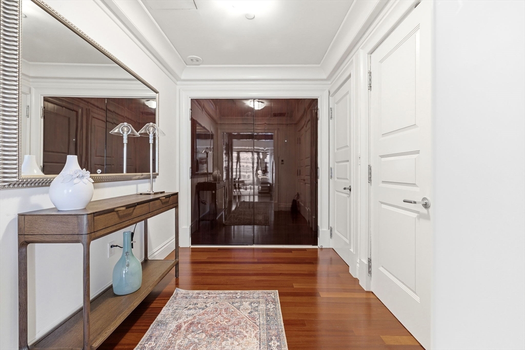 776 Boylston Street Unit: E10G