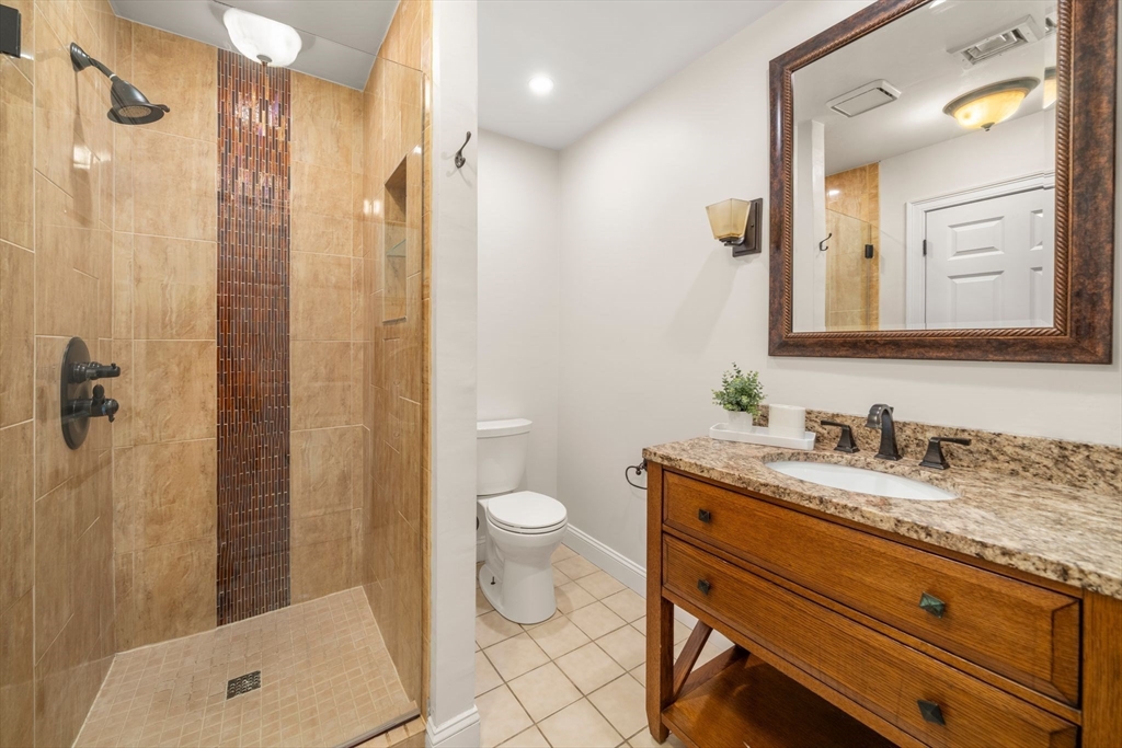 39 Fenton St # 7
