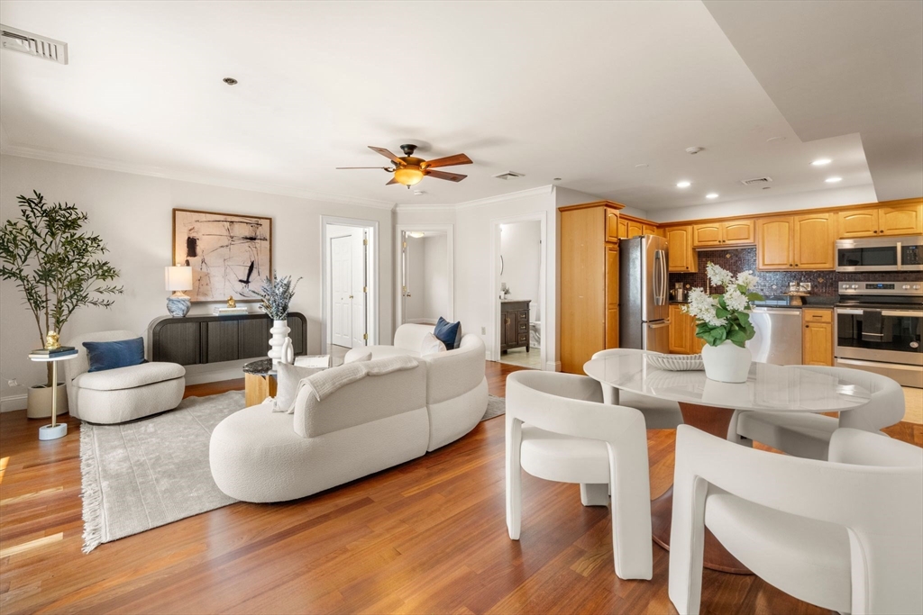 39 Fenton St # 7